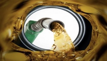 Benzin fiyatları düşüyor mu? Çarşamba günü için indirim beklentisi