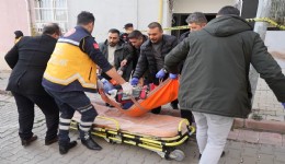 Boşanma protokolü görüşmesi kanlı bitti: Kayınpeder gelinin kardeşini öldürdü