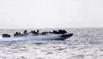 Çeşme açıklarında hareketli saatler