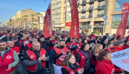 DİSK İzmir eyleminin 4'üncü gününde