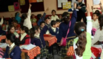 İzmir’de depreme dayanıksız okul mağduriyeti: Sınıf mevcudu 40 kişiyi aşan kurumlarda, eğitim mücadelesi