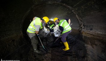 İzmir Körfezi’ne nefes aldıran çalışma: Büyük Kanal’da kapsamlı temizlik