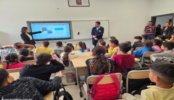 İzmir Metrosu’ndan öğrencilere metro ve tramvay eğitimi