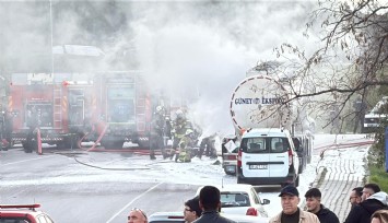 İzmir'de bitkisel yağ yüklü tanker alev aldı