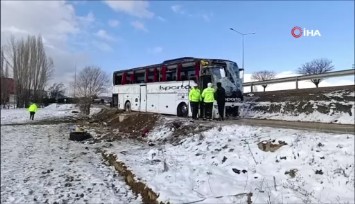 Afyonkarahisar'da kontrolden çıkan yolcu otobüsü devrildi: 1 can kaybı 25 yaralı