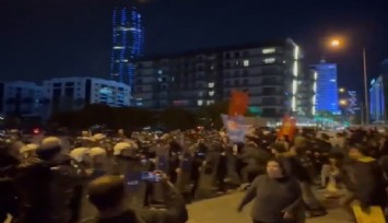 AK Parti İl Başkanlığı önüne yürümek isteyen öğrencilere polisten TOMA ve plastik mermilerle müdahale