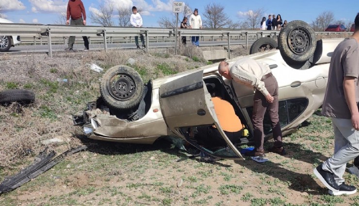 Bayram tatilinin ilk 2 gününde trafik kazalarında 19 kişi hayatını kaybetti