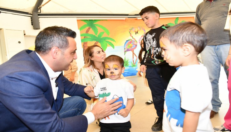 Çiğli’de Miniklere Bayram Sürprizi