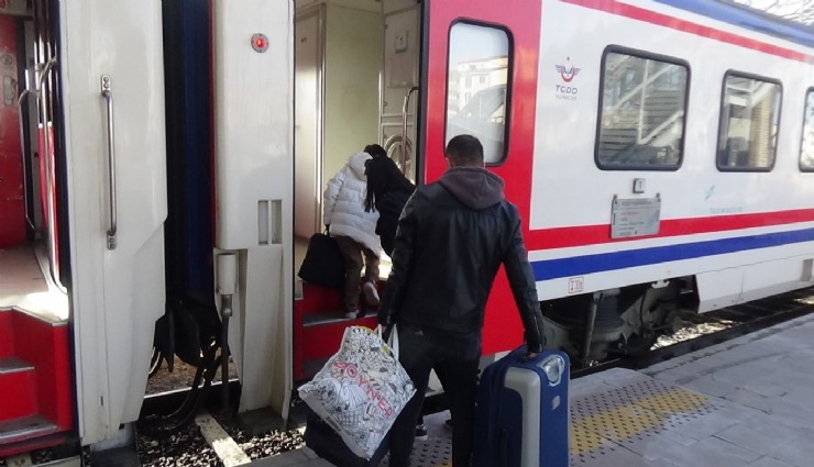 Doğu Ekspresi'nde bayram yoğunluğu