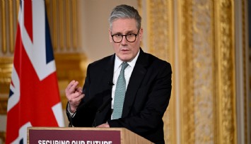 İngiltere Başbakanı Starmer: 'Ukrayna'da barış için ağır yükü Avrupa üstlenmeli'