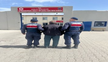 İstismar suçundan aranıyordu Afyonkarahisar'da yakalandı