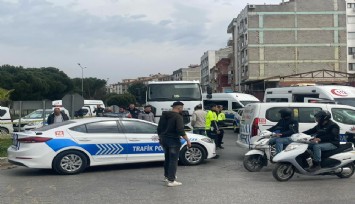 İzmir'de yolun karşısına geçmek isteyen 91 yaşındaki yaşlı adam hayatını kaybetti