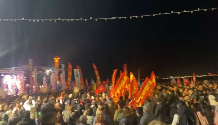 İzmir'deki İmamoğlu eyleminde o CHP'li milletvekiline şok: Gençler alanı terk etti