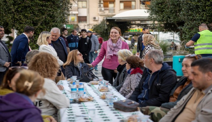 Konak Ramazan Bayramı’nı dayanışmayla karşıladı