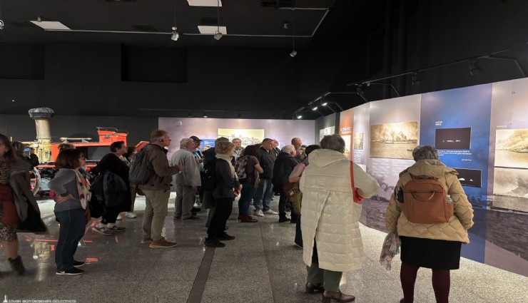 Yunan ziyaretçiler, Yanık Yurt sergisini gezdi