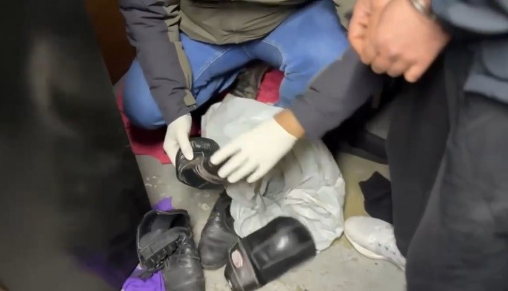 İzmir'de akılalmaz uyuşturucu ticareti: Seyyar pazarcının hediye paketlerinden uyuşturucu çıktı