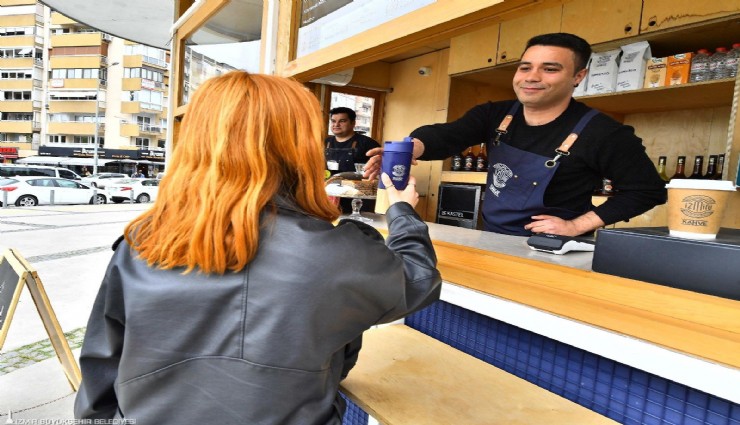 İzmirli Kahve'de Kahvem Termosta dönemi başladı