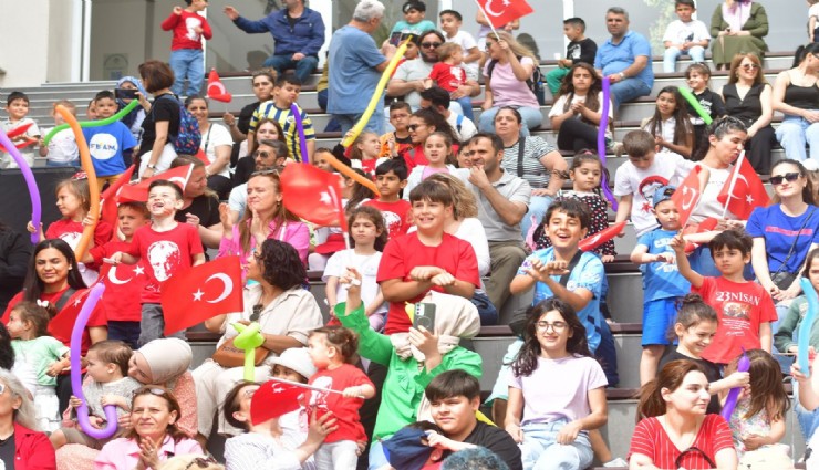 Karabağlar’da 23 Nisan coşkusu dolu dolu yaşandı