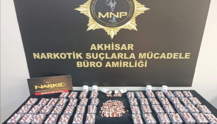 Manisa’da uyuşturucu satıcılarına darbe: Binlerce uyuşturucu hap ele geçirildi