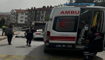 Afyonkarahisar'da korkunç kaza: Otomobil temizlik işçisinin ayağını kopardı