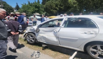 Aliağa'da feci kaza: Otomobil ile motosiklet çarpıştı, 1 can kaybı, 2 yaralı