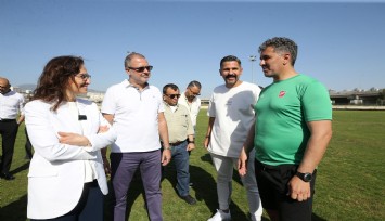 Başkan Ünsal’dan Kaf Sin Kaf’a destek ziyareti