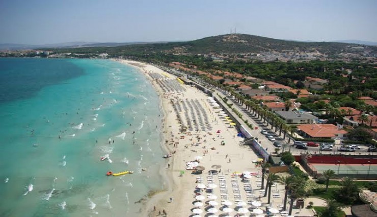 Havalar ısındı, hafta sonunun tadı Çeşme’de çıktı