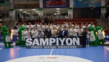 Hentbolda Erkekler Türkiye Kupası şampiyonu Beşiktaş