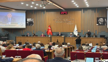 İzmir Büyükşehir Belediye Meclis’inde Darağaç Film Festivali tartışması