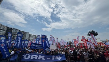 İzmir’de 1 Mayıs coşkusu: Emekçiler alanları doldurdu