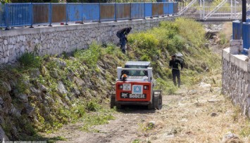 İZSU'dan körfez için yoğun mesai: iş makineleri sahada