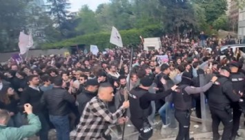 Nureddin Yıldız'ı protesto ettikleri için tutuklanan Boğaziçili 6 öğrenci serbest
