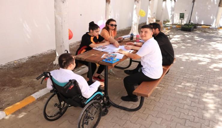 Öğrenciler istedi Büyükşehir ekipleri yaptı