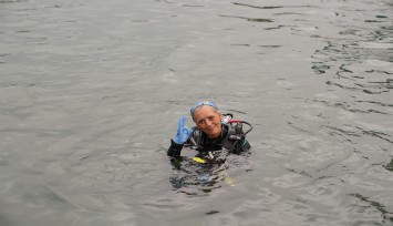 Seferihisar’da deniz dibi temizliğiyle çevreye büyük destek