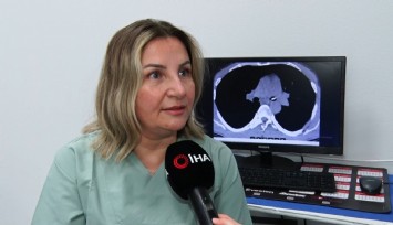 Uykusunda dişlerini yuttu