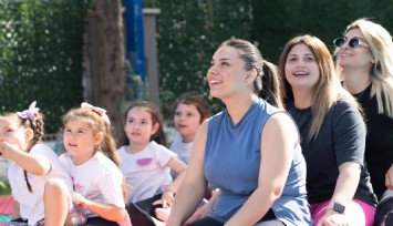 Yuvamız İzmir’de anneleri mutlu eden etkinlikler