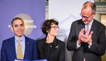 Alman Ulusal Ödülü Türeci ve Şahin'e verildi