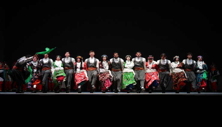 Bornova’da halayla biten festival