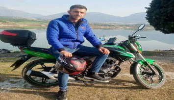 Denizli'de bariyerlere çarpan genç motosiklet sürücüsü hayatını kaybetti