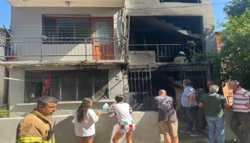 İzmir’de patlamalı yangın paniği: Dumandan etkilenen 1 kişi hastaneye kaldırıldı