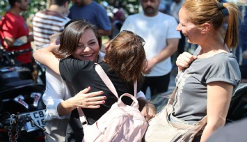 Karabağlar Belediyesinden LGS sınavına giren öğrencilere ve ailelerine destek