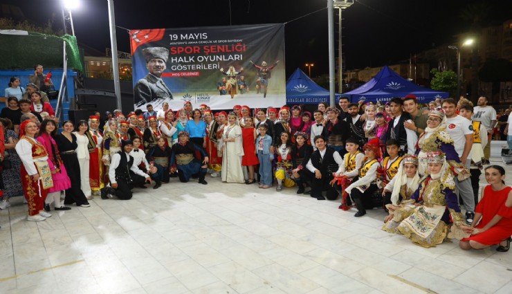 Karabağlar’da 19 Mayıs coşkusu halk oyunlarıyla taçlandı