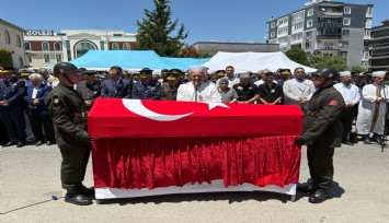 Şehit albay İzmir'de son yolculuğuna uğurlandı
