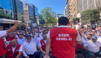 Sendikadan Tugay’a çöp tepkisi: Davranışı ne kendisine ne belediyeye yakışmadı