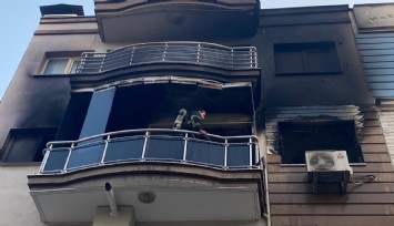 Alevlerin yükseldiği ev kullanılamaz hale geldi