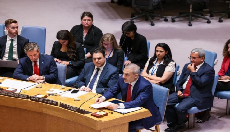 Bakan Fidan: '80 yıl sonra dünya yine toplama kamplarına tanıklık ediyor'