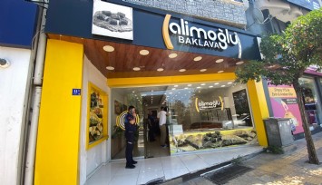 Baklavacıdaki fare pahalıya patladı: İşletmeye 60 bin lira ceza