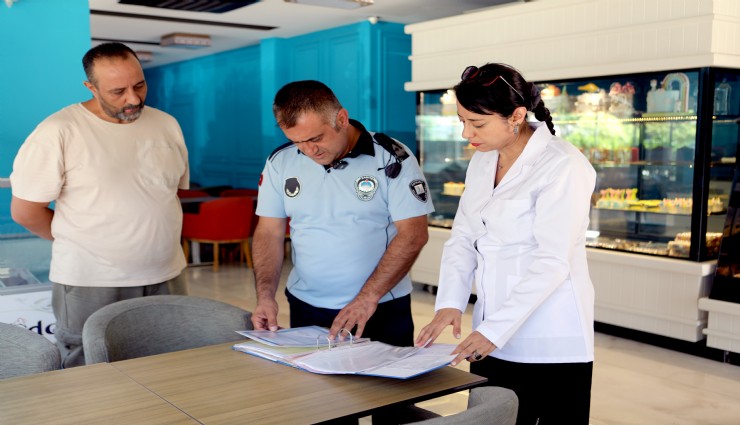 Bayraklı'da gıda işletmelerine sıkı denetim