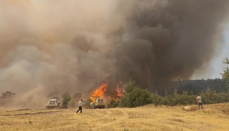 Denizli’de devam eden orman yangınına havadan ve karadan müdahale sürüyor
