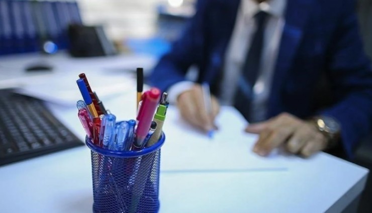 Devlet memurlarına yarı zamanlı çalışma hakkı yürürlüğe girdi